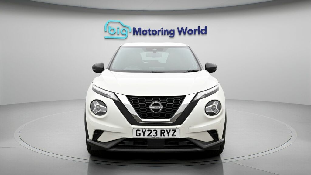 Nissan Juke N-connecta GY23RYZ White #2