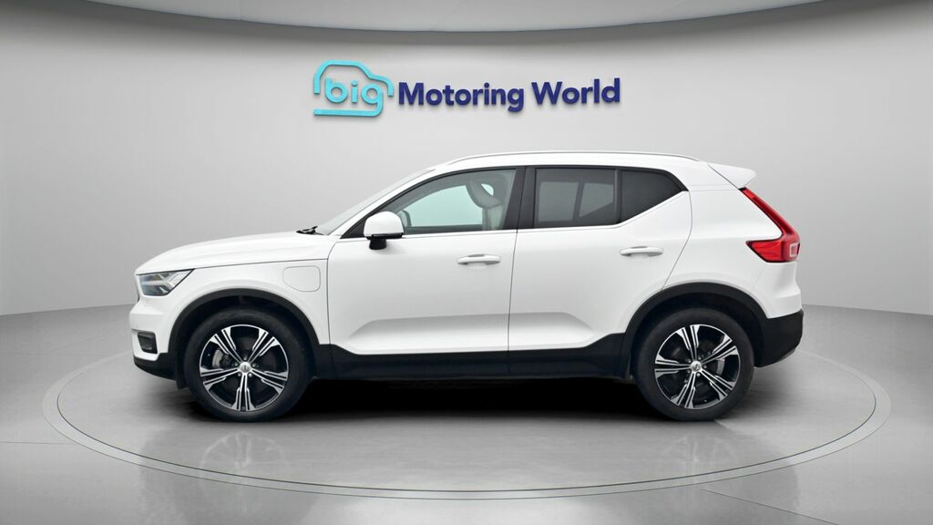 Volvo XC40 Ultimate Bright RX22NXZ White #4