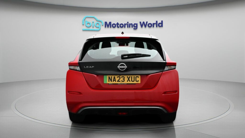 Nissan Leaf Acenta Red #6