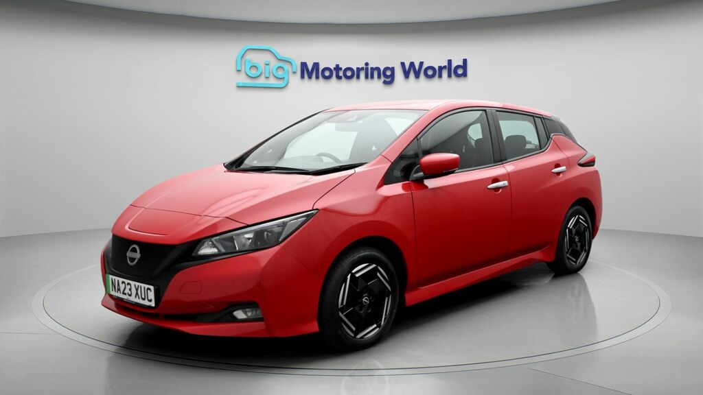 Nissan Leaf Acenta Red #3