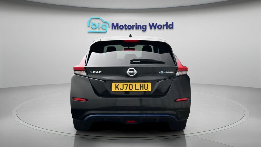Nissan Leaf E Tekna KJ70LHU Black #6
