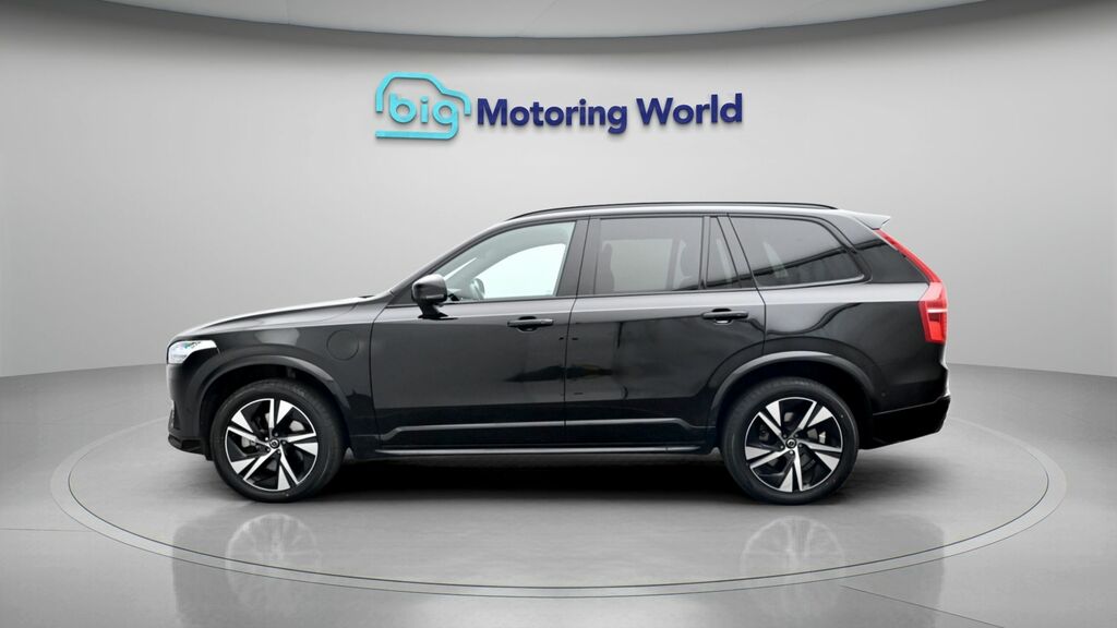 Volvo XC90 Plus Black #4