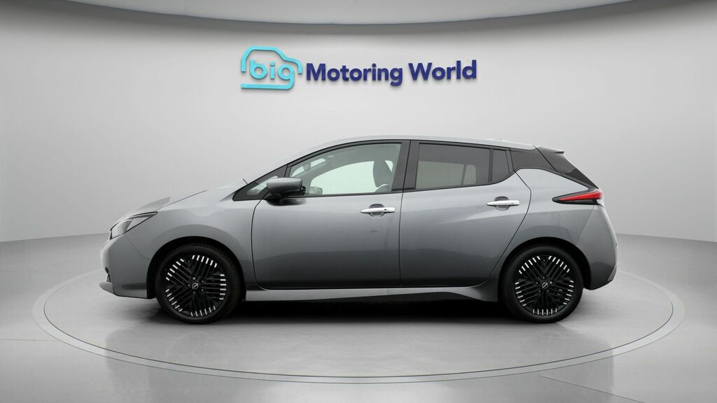 Nissan Leaf N-connecta DV22XDE Grey #4