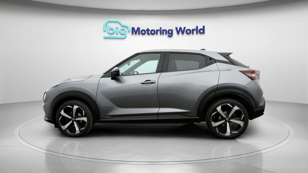 Nissan Juke Tekna Grey #4