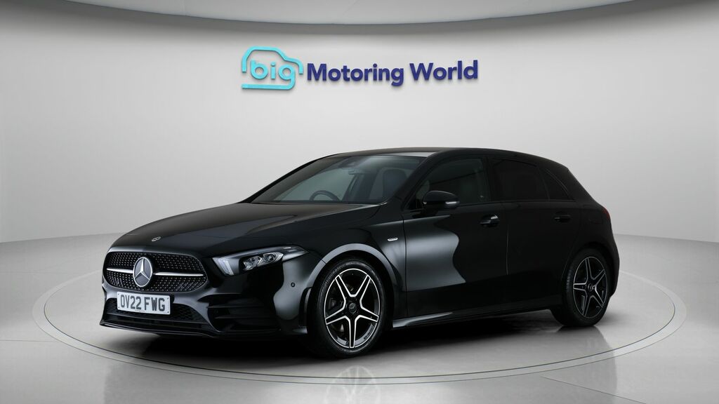 Mercedes-Benz A Class Amg Line Edition OV22FWG Black #3