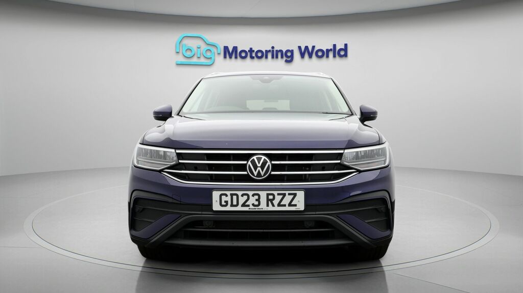 Volkswagen Tiguan Allspace Life Blue #2