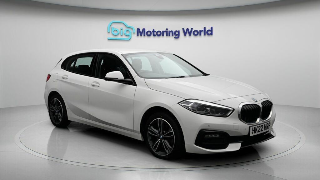 BMW 1 Series Sport White