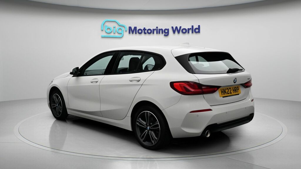 BMW 1 Series Sport White #5