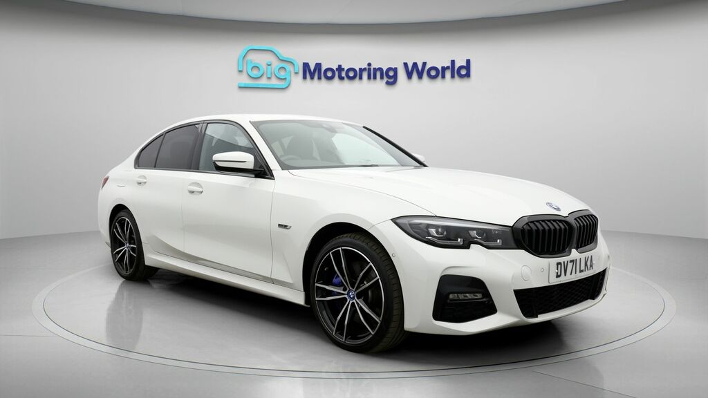 BMW 3 Series M Sport White