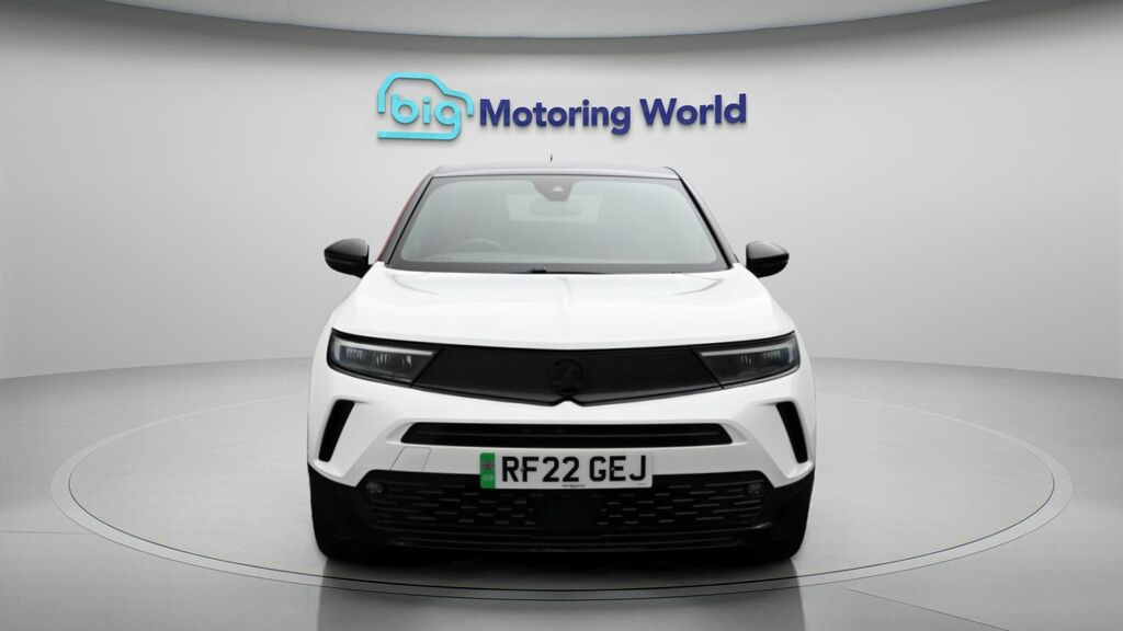 Vauxhall Mokka-e Sri Premium RF22GEJ White #2