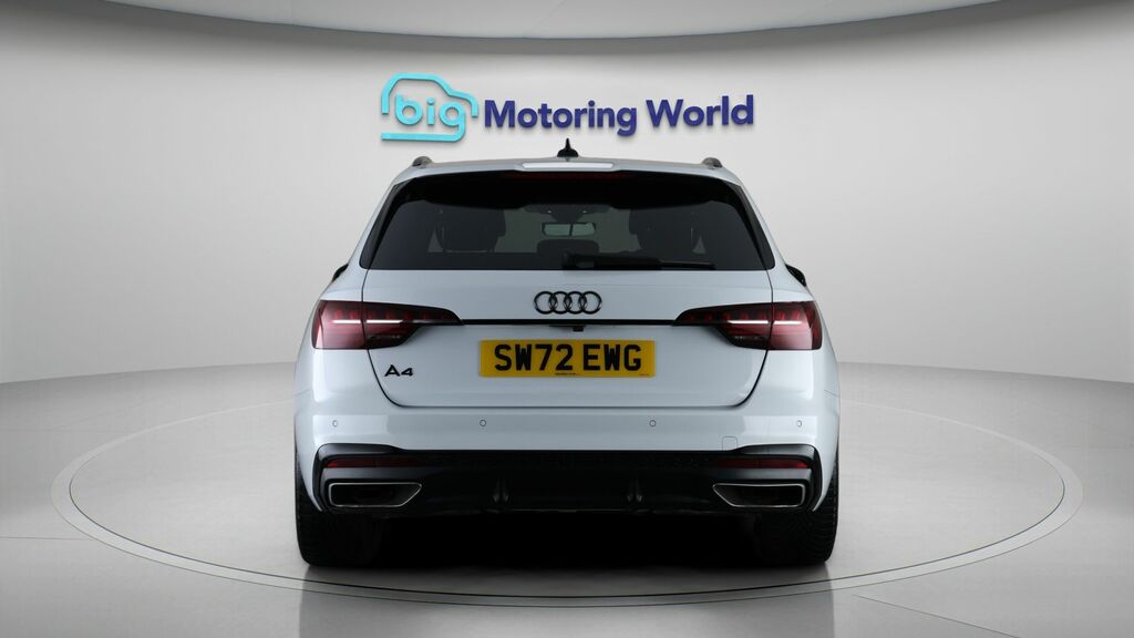Audi A4 Avant Black Edition SW72EWG White #6