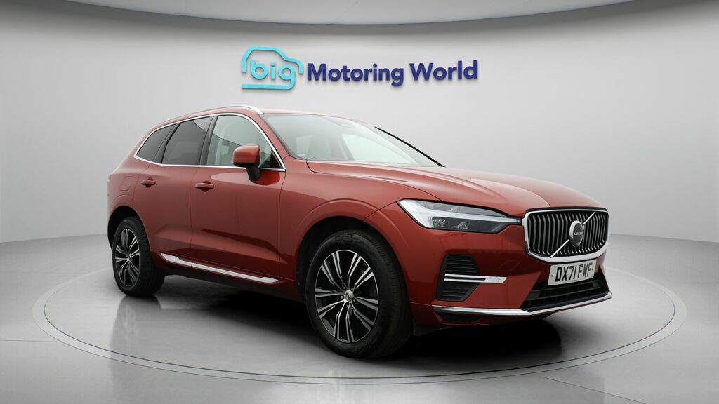 Volvo XC60 Inscription Red