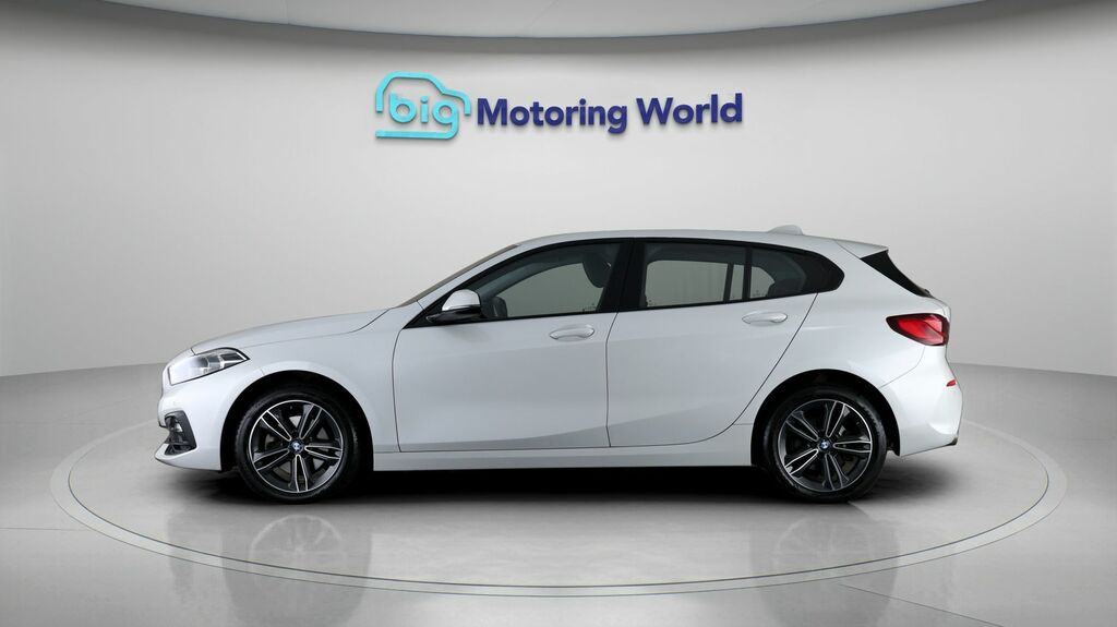 BMW 1 Series Sport White #4
