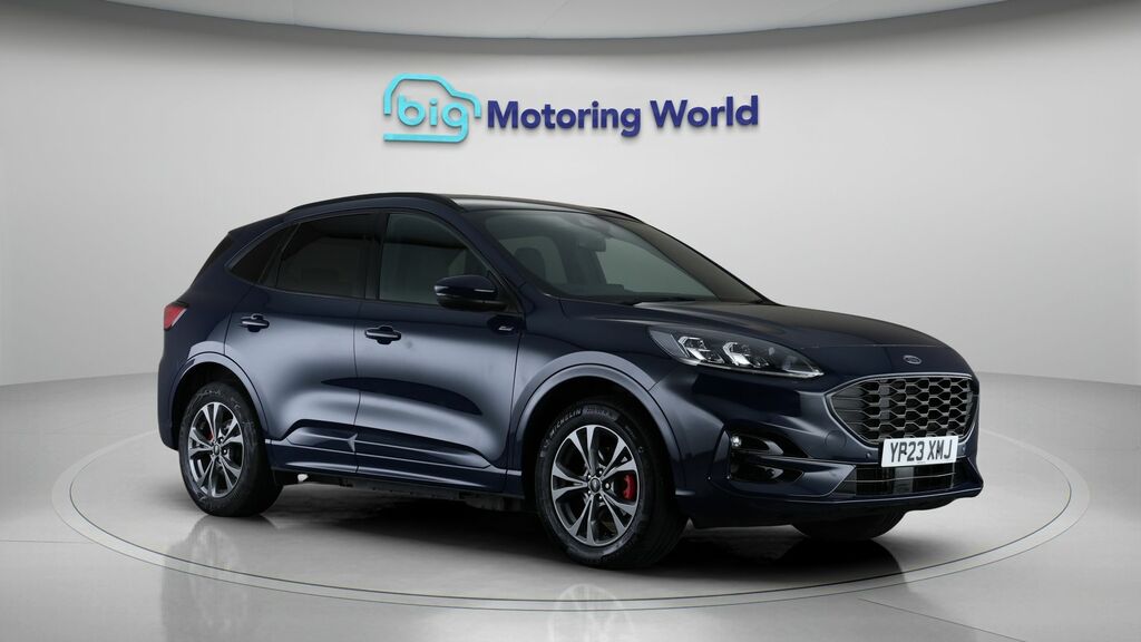 Ford Kuga St-line Blue