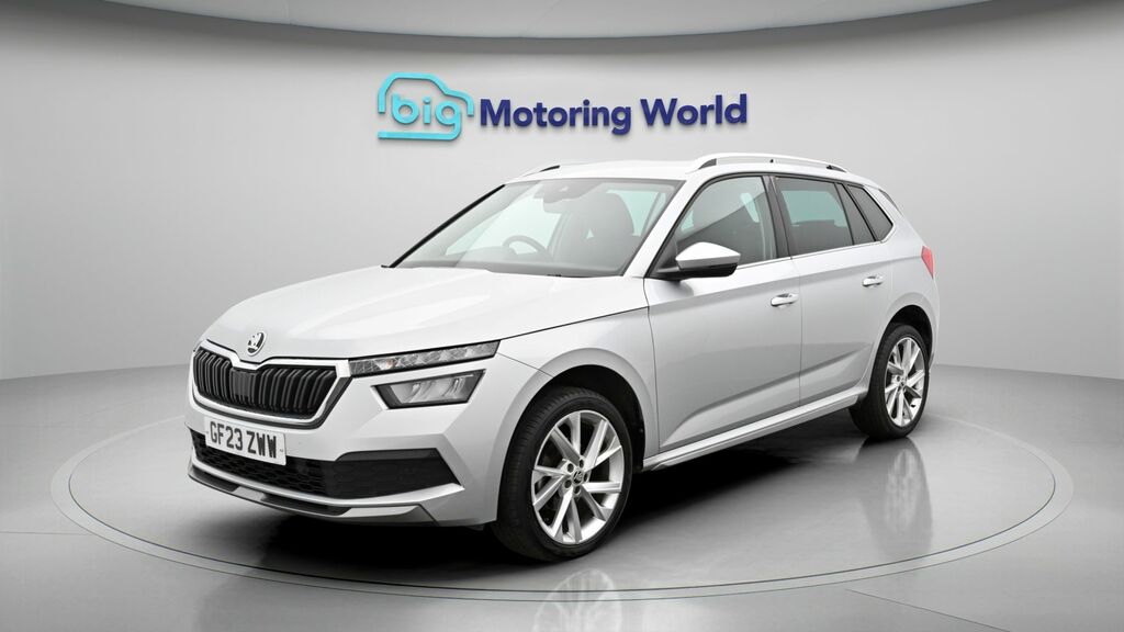 Skoda Kamiq Se L Executive GF23ZWW Silver #3