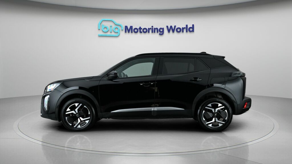 Peugeot 2008 Allure KE24NNV Black #4