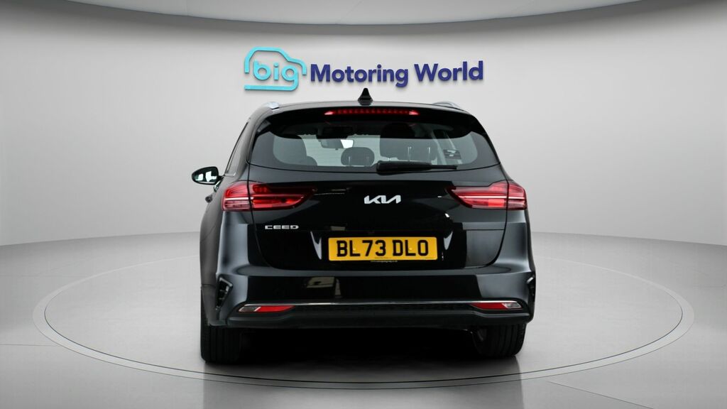 Kia Ceed 2 Black #6