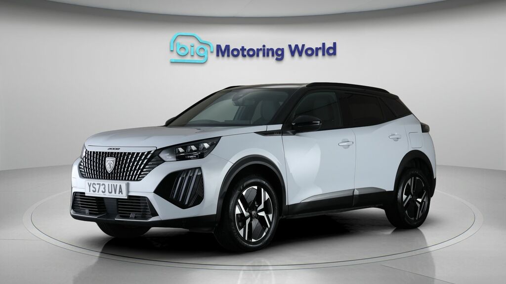 Peugeot 2008 Gt White #3