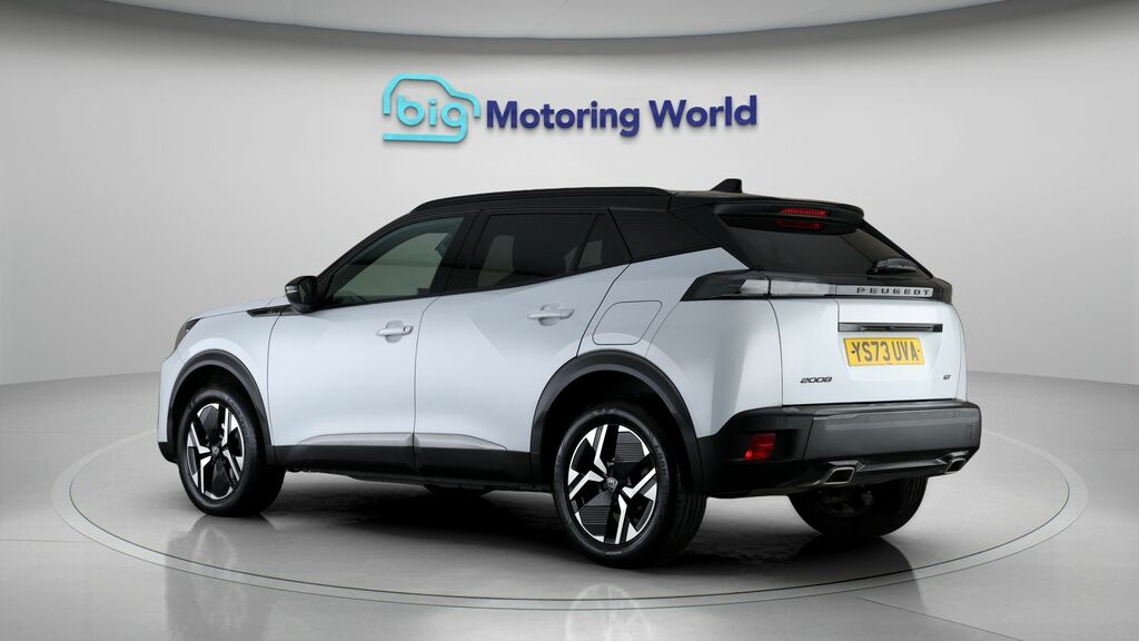 Peugeot 2008 Gt White #5