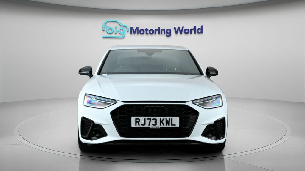 Audi A4 Black Edition White #2