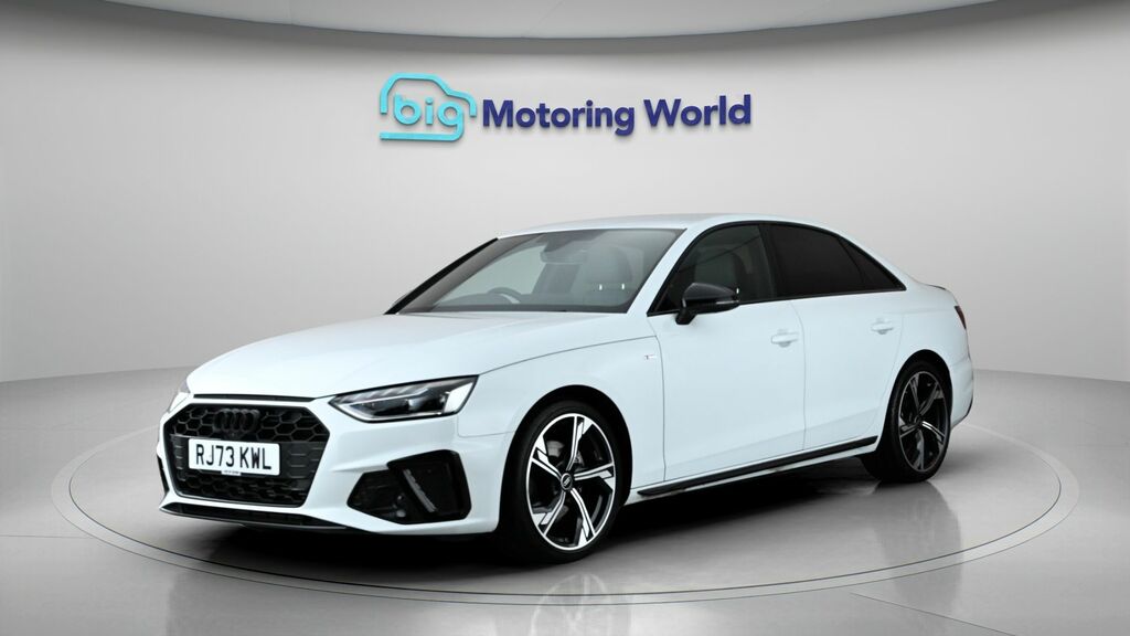 Audi A4 Black Edition White #3