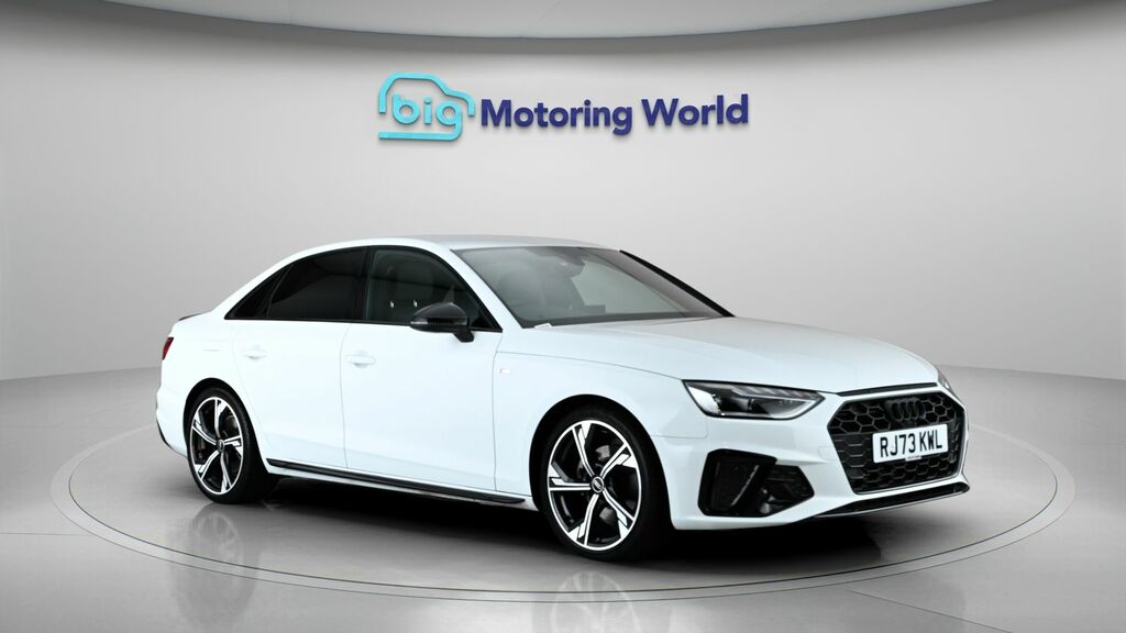 Audi A4 Black Edition White