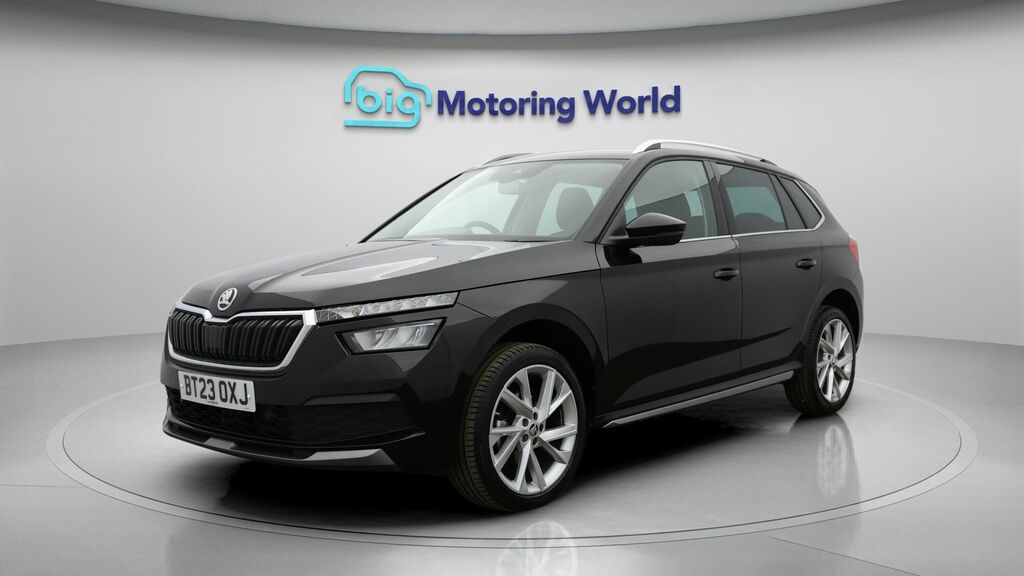 Skoda Kamiq Se L Executive BT23OXJ Black #3