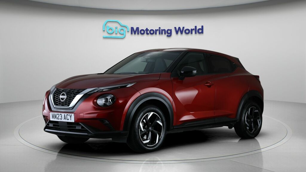 Nissan Juke N-connecta MM23ACY Red #3