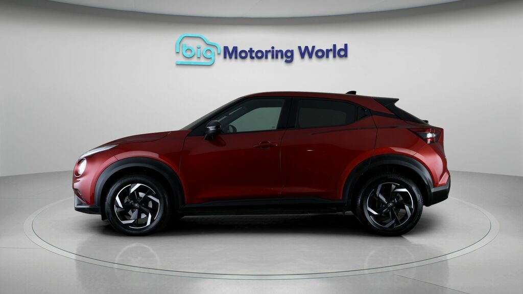 Nissan Juke N-connecta MM23ACY Red #4