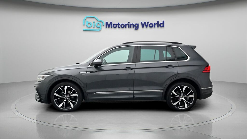 Volkswagen Tiguan R-line YG23XBN Grey #4