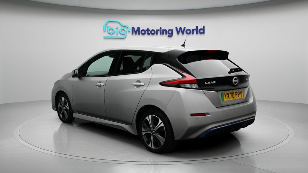 Nissan Leaf N-connecta YX70PPY Silver #5