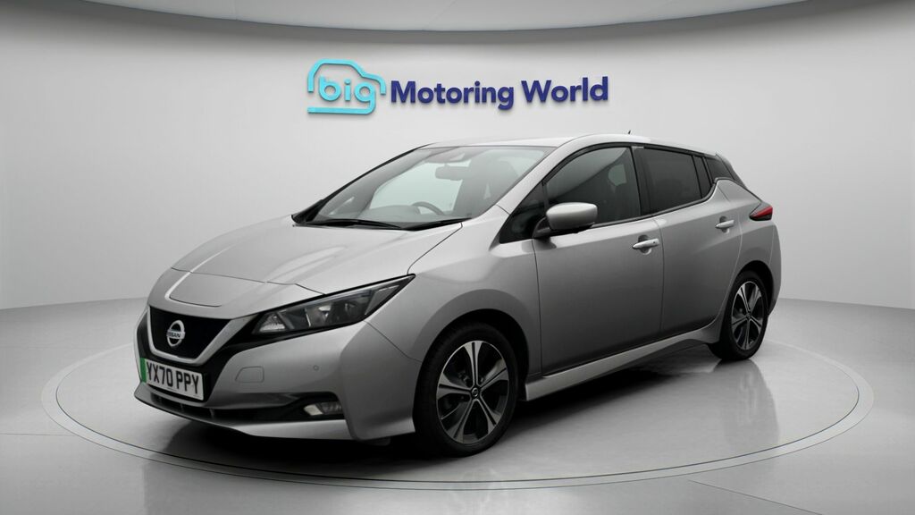 Nissan Leaf N-connecta YX70PPY Silver #3
