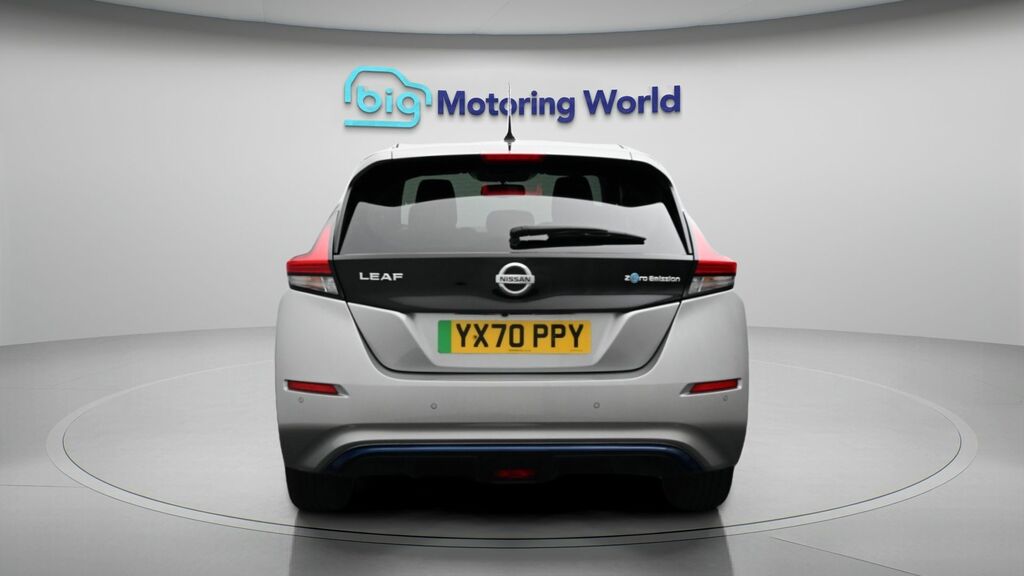 Nissan Leaf N-connecta YX70PPY Silver #6