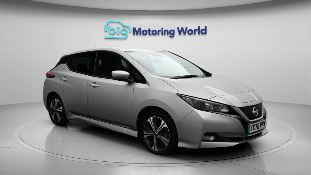 Nissan Leaf N-connecta Silver