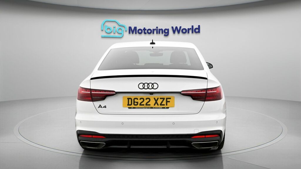 Audi A4 Black Edition DG22XZF White #6