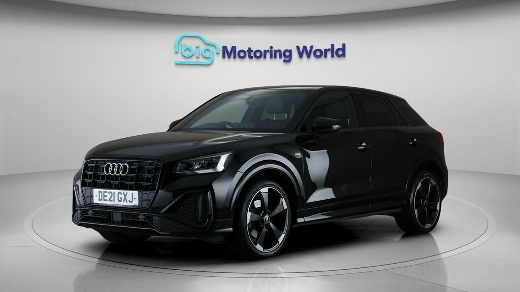 Audi Q2 Black Edition DE21GXJ Black #3