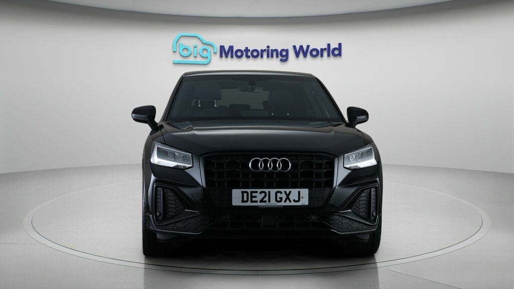 Audi Q2 Black Edition DE21GXJ Black #2
