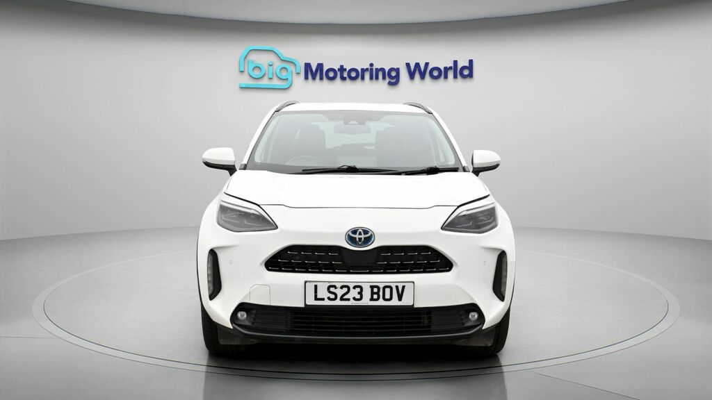 Toyota Yaris Cross Excel LS23BOV White #2