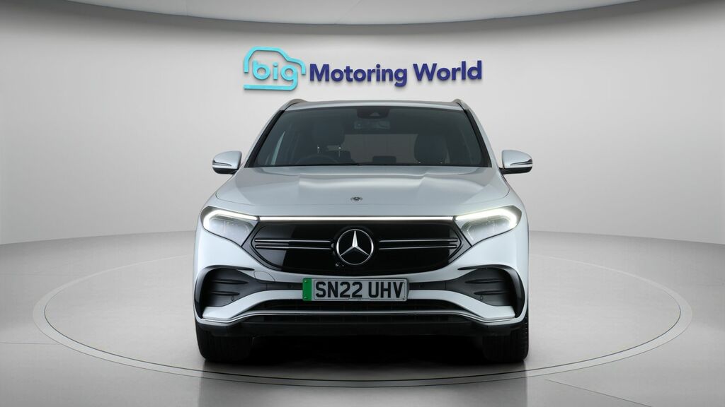 Mercedes-Benz EQA Amg Line SN22UHV White #2