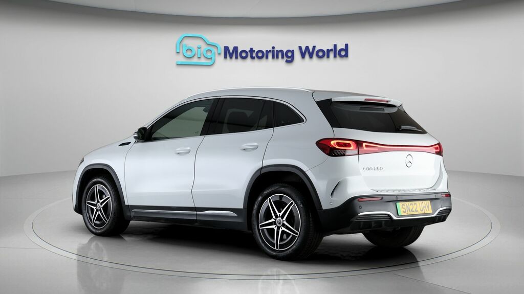 Mercedes-Benz EQA Amg Line SN22UHV White #5