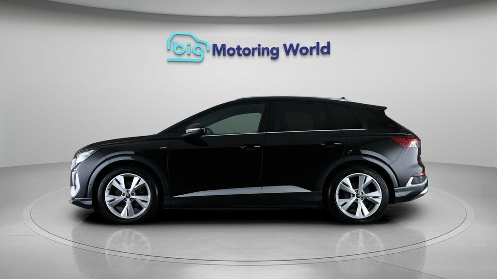 Audi Q4 E Tron S Line MD72SCV Black #4