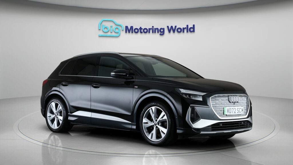 Audi Q4 E Tron S Line Black