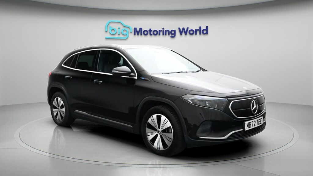 Mercedes-Benz EQA Sport Black