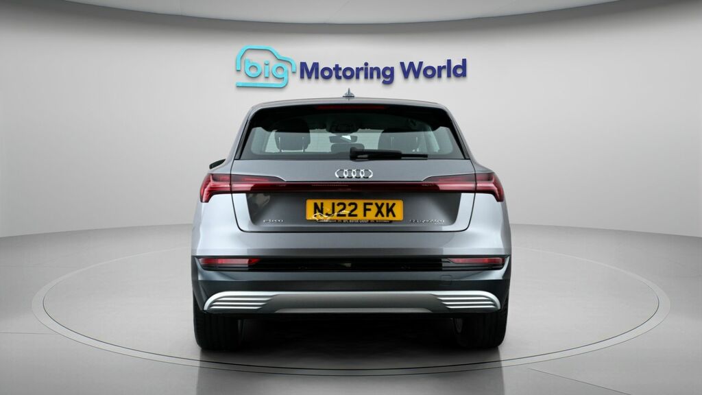 Audi E-tron Technik NJ22FXK Grey #6