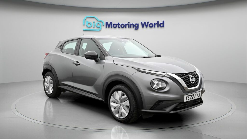 Nissan Juke Acenta Grey