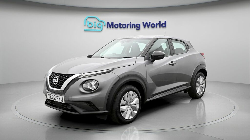 Nissan Juke Acenta Grey #3