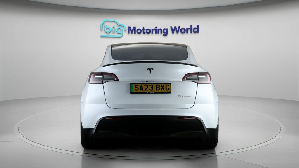 Tesla Model Y Performance White #6