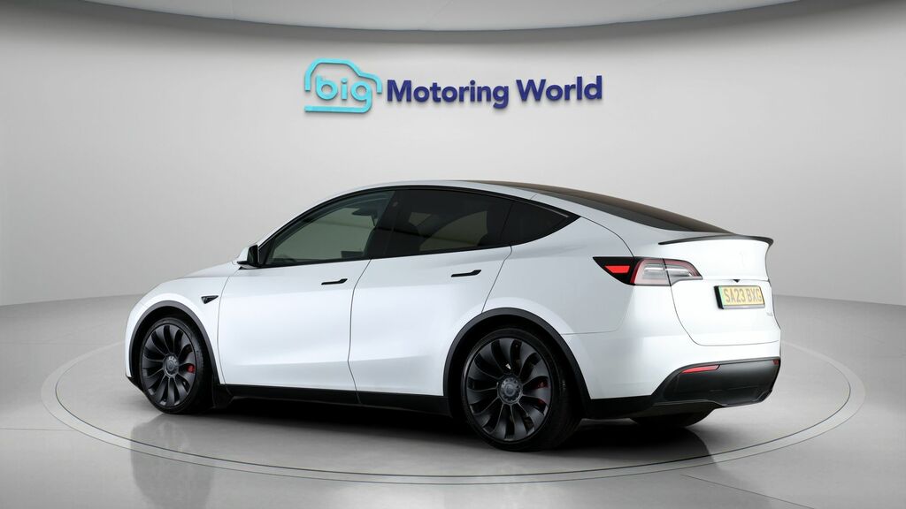 Tesla Model Y Performance White #5