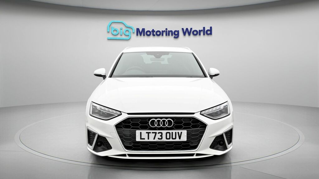 Audi A4 Avant S Line LT73OUV White #2