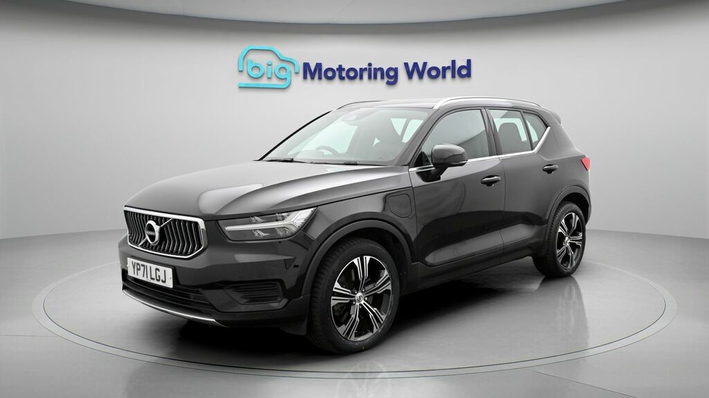 Volvo XC40 Inscription YP71LGJ Black #3